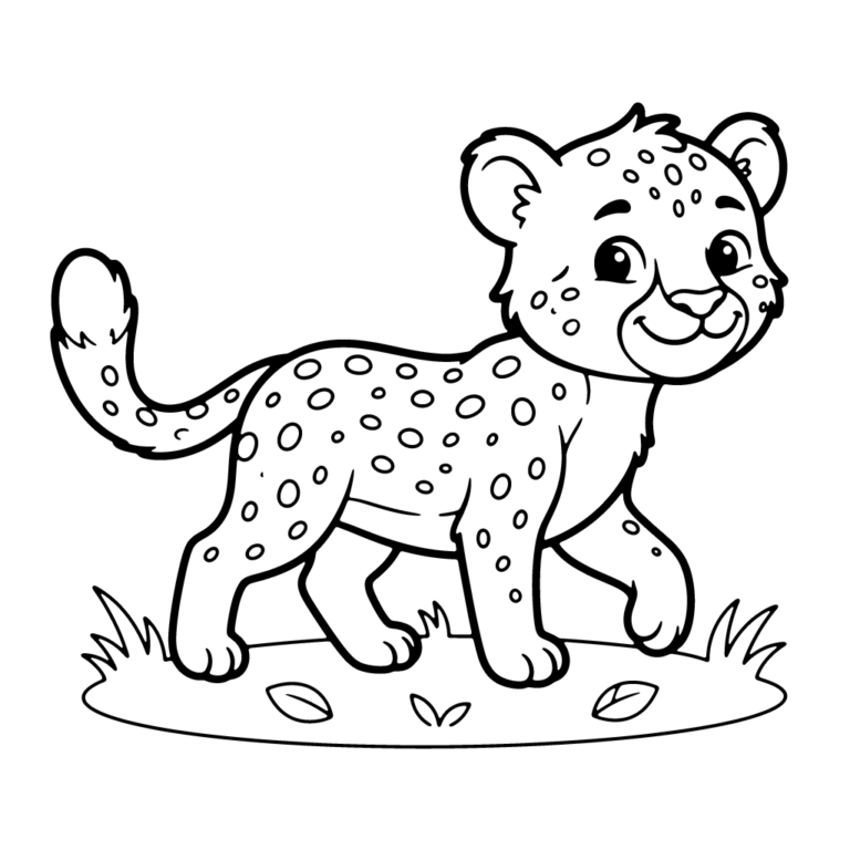 Na obrazku znajduje się duży, uśmiechnięty mały gepard, który maszeruje w prawo przez prosty pas trawy z kilkoma listkami.