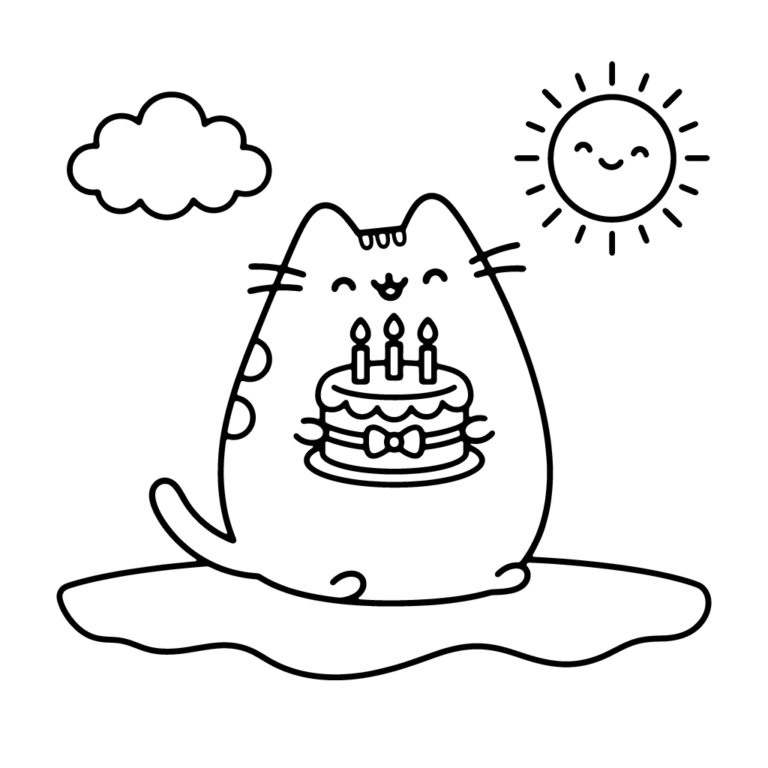 Na obrazku znajduje się wesoły kotek Pusheen siedzący na trawie i trzymający w łapkach mały tort z trzema zapalonymi świeczkami.